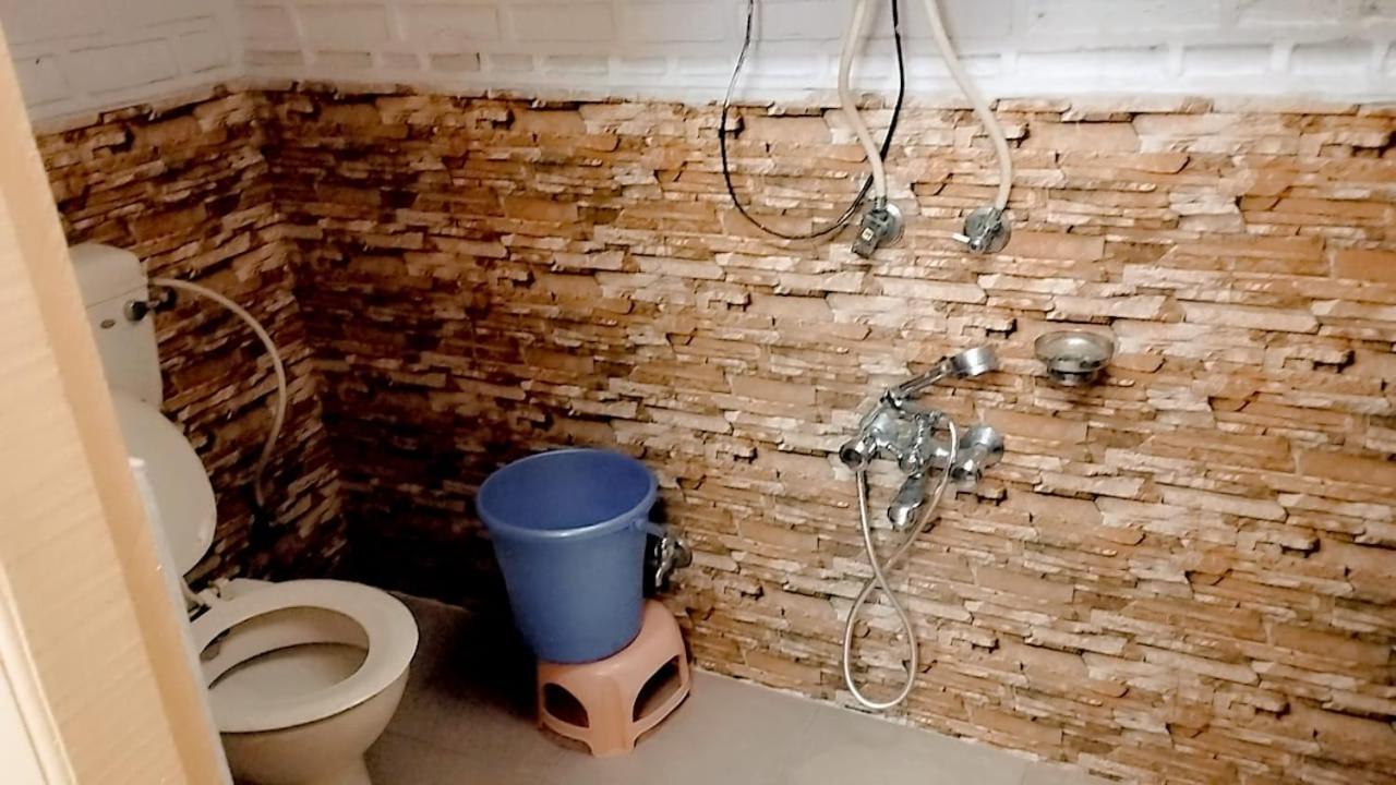 Hotel Seraj International Manāli Zewnętrze zdjęcie