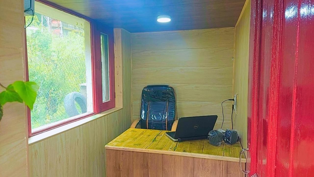 Hotel Seraj International Manāli Zewnętrze zdjęcie
